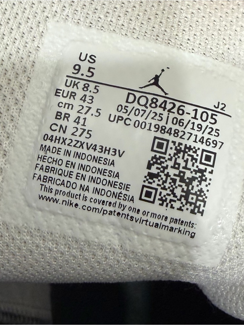 Nike Air Jordan 1 Mid Shoes View 6